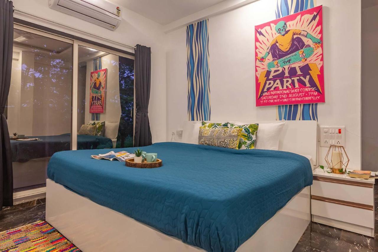 Stayvista'S Vine & Splash - Riverside Villa With An Infinity Pool And Indoor Games Karjat Exterior foto